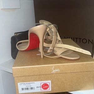 Jonathan 100 sandals